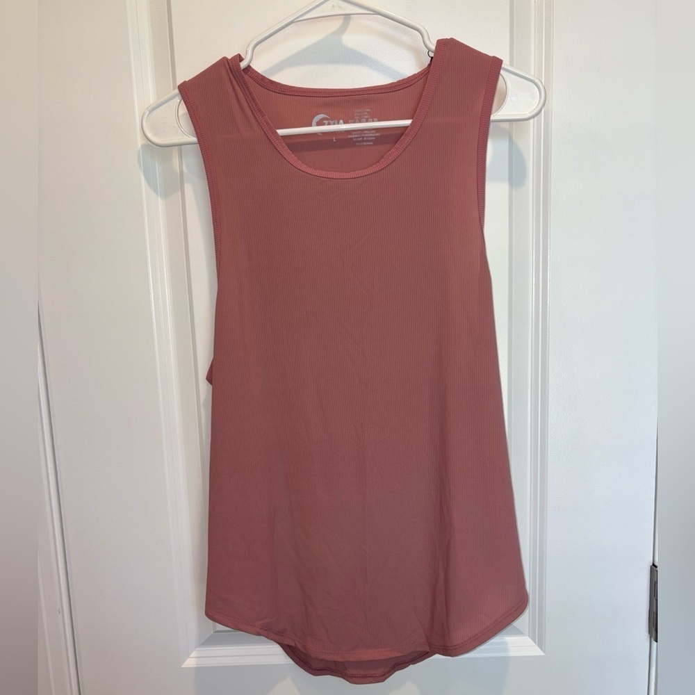 Zyia Poppy Premium tank